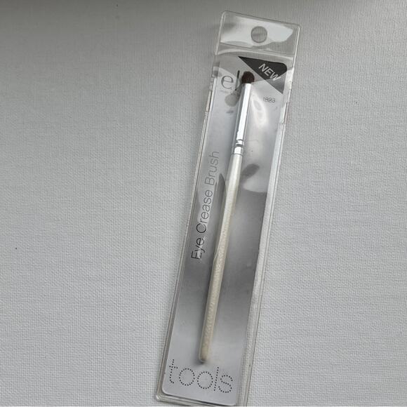 Elf Professional Makeup Brushes  Three Different Styles New in Package - Picture 4 of 12